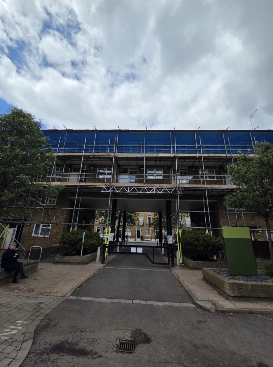 Commercial scaffolding, London