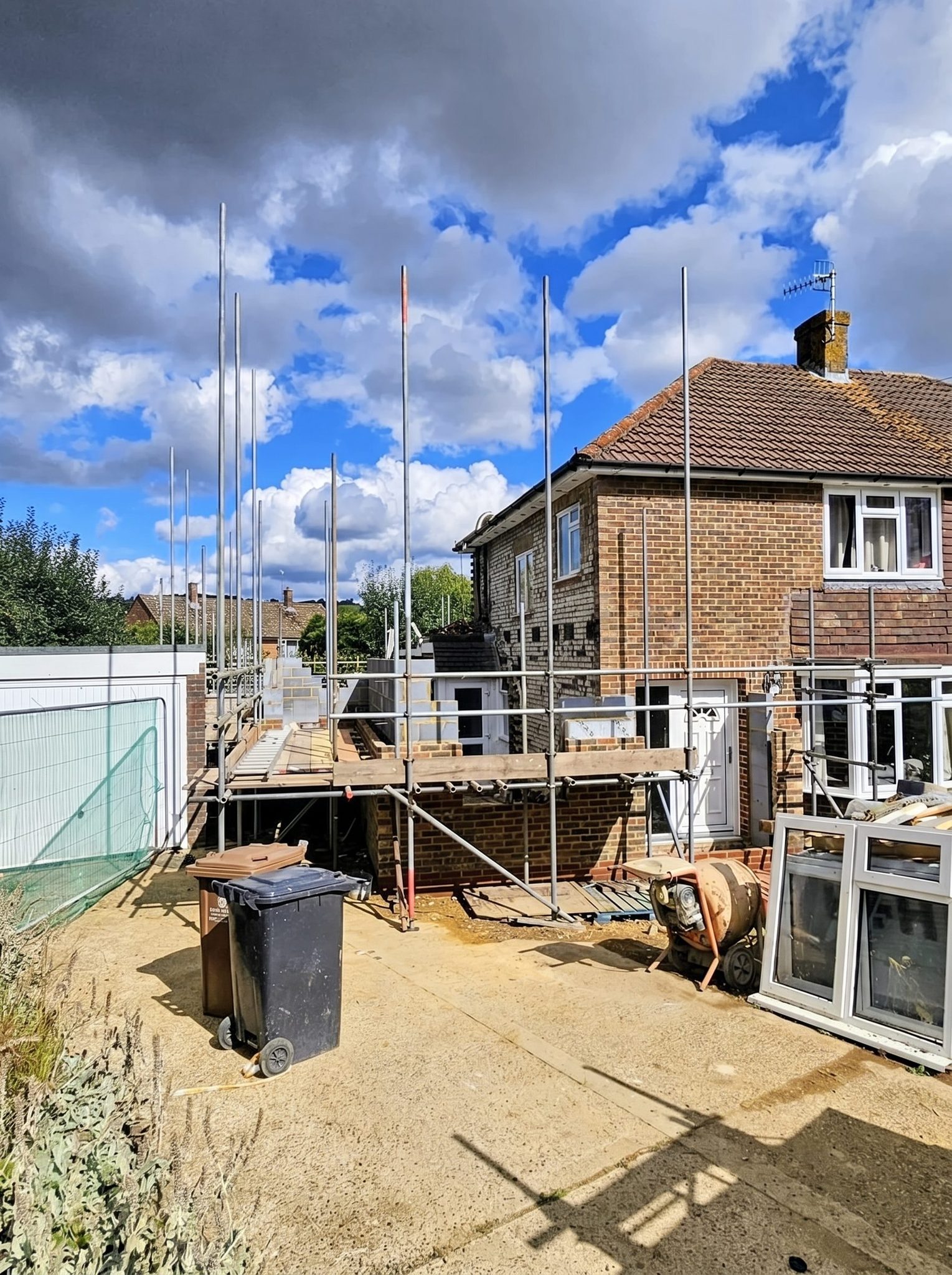 Extension scaffolding, Surrey