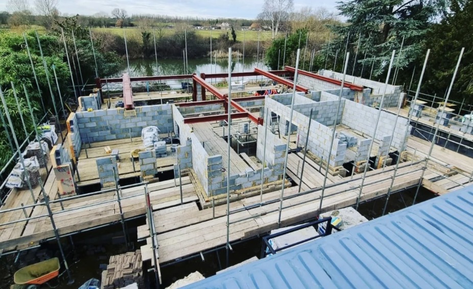Site and new build scaffolding